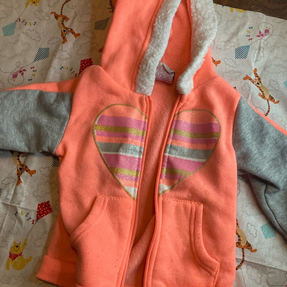 SUPER CUTE TODDLER GIRLS HOODIE! 💖
